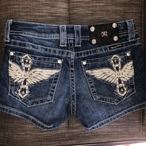 Miss Me shorts size 27